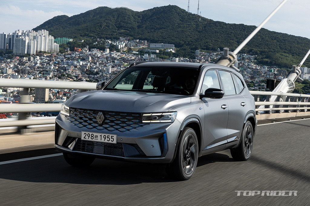 패밀리 SUV 시장 접수, '그랑 콜레오스 하이브리드' 인기 이유