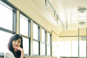 공대얼짱 유사라, 반짝반짝 빛나는 눈부신 각선미