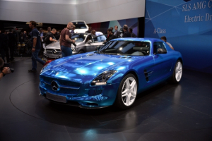 벤츠 SLS AMG 일렉트릭 드라이브…가솔린 뺨치는 전기차