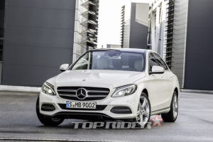 [부산모터쇼] The New C-Class 와 The New GLA-Class 국내 최초 공개