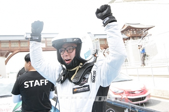 부스터 디팩토리 김효겸, 폴투피니쉬로 슈퍼 1600 클래스 6전 우승
