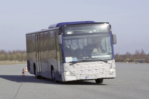 이어지는 버스 사고, 주행안정장치 도입이 시급하다