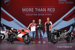 두가티, '1299 슈퍼레제라' 공개..풀카본 섀시