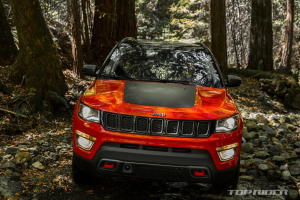 지프, 신형 컴패스 공개..베이비 그랜드 체로키