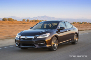 수입 중형세단 인기, 캠리·알티마·어코드 특징은?