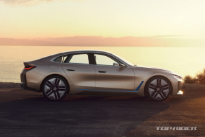 BMW i4 콘셉트, 엠블럼 바꾼 차세대 전기차