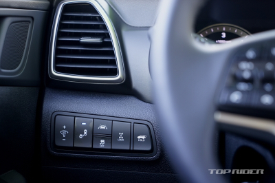 폭우 속 안전운전 요령, 차선유지보조는 끄라고?