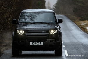 랜드로버 디팬더 V8 공개, 4x4 중 가장 빠르다