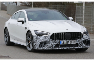 신형 AMG GT 4도어 출력 공개, 800마력 고성능 PHEV