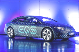 벤츠 EQS 사양 공개, 국내 주행거리 600km 넘을 듯