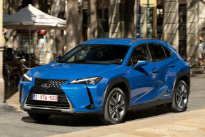 렉서스 UX 300e 국내 인증, 첫 전기차 조기 출시되나?