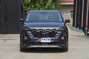현대차 7인승 MPV 쿠스토 실차 공개, 중국서 3200만원부터