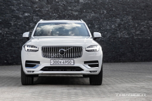 볼보 XC90 PHEV, 성능과 EV 주행거리 대폭 ‘업’