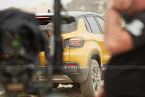 지프 지프스터 외관부터 공개, 귀여운 전기 SUV