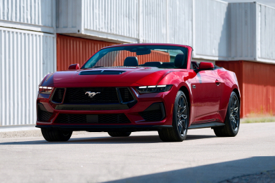 포드 머스탱, 디지털 시대..아날로그 감성으로 완성