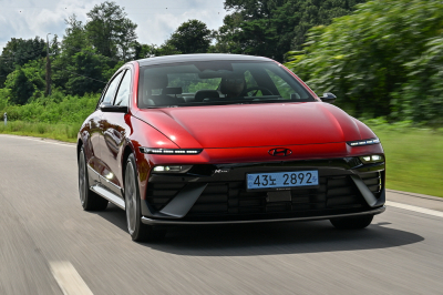 [시승기] 아이오닉6 N라인, 세련된 전면부..단단해진 승차감